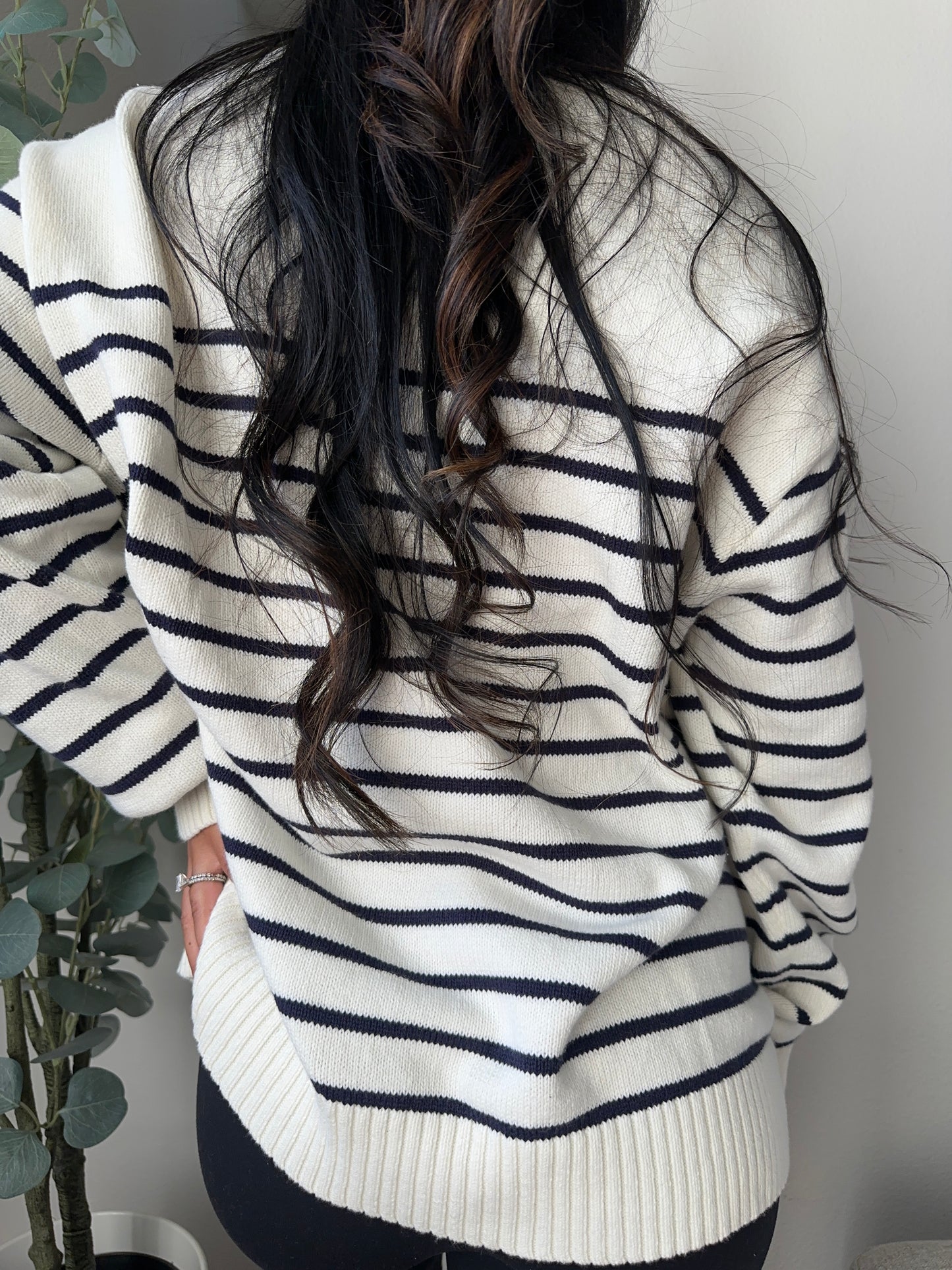 Janely Sweater (White and Blue)